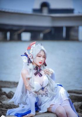 《烽火佳人》电视剧