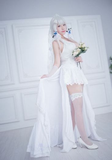 《安达与岛村》